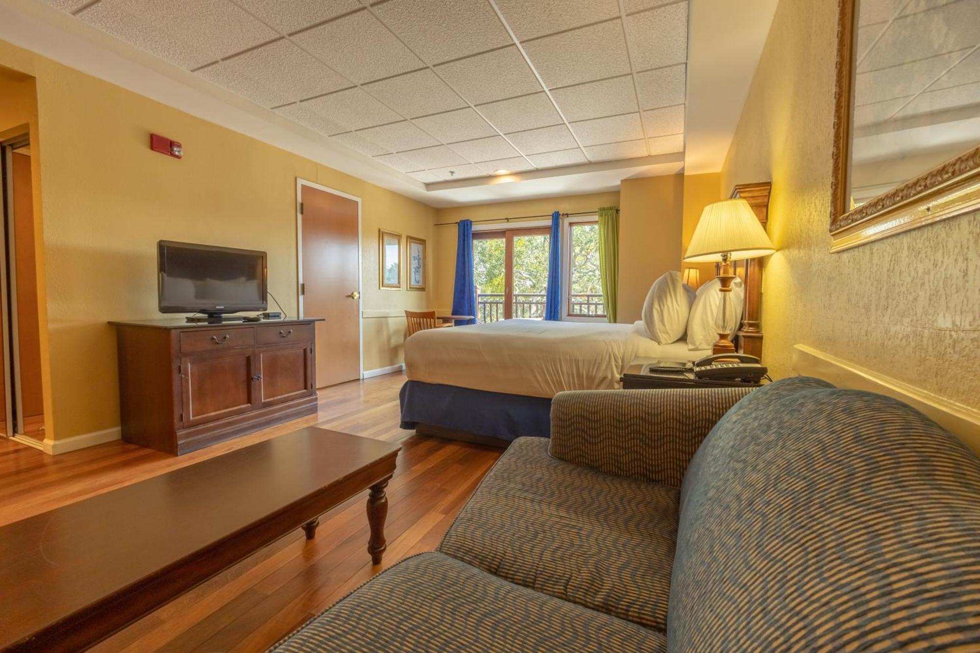 Ocean Inn & Suites St. Simons Island Bagian luar foto