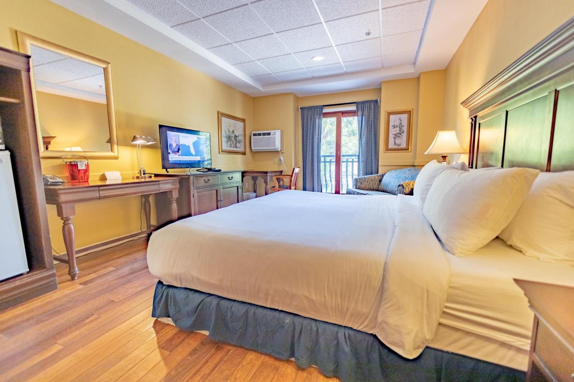 Ocean Inn & Suites St. Simons Island Bagian luar foto