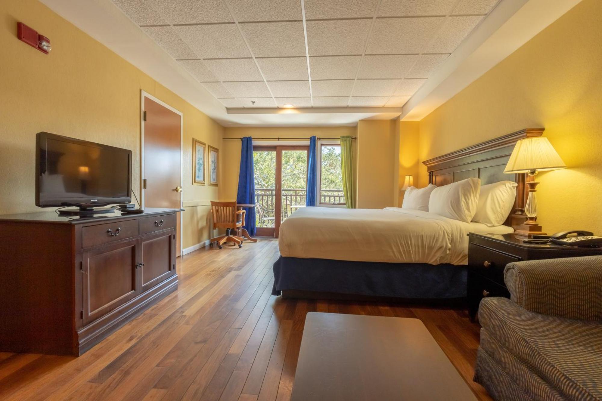 Ocean Inn & Suites St. Simons Island Bagian luar foto